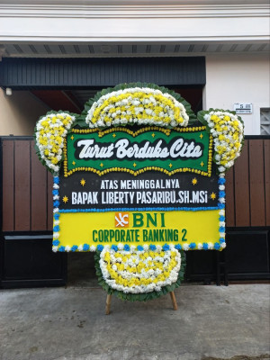 Papan Bunga Duka di Pangkat